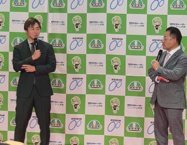 初日のステージから
平原康多さん＆後閑信一さんトークショー・スタジオ出演
千葉捺実選手＆河内桜雪選手トークショー・スタジオ出演
鈴木誠さん＆平原康多さん予想会

#前橋競輪 
#競輪 
#KEIRIN 
#寬仁親王牌
#平原康多
#後閑信一 
#千葉捺美 
#河内桜雪 
#鈴木誠